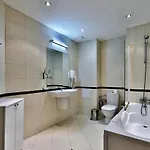 Bellevue アパートホテル 4*