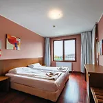 Bellevue アパートホテル 4*