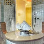Bellevue アパートホテル 4*