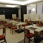 Bellevue アパートホテル 4*