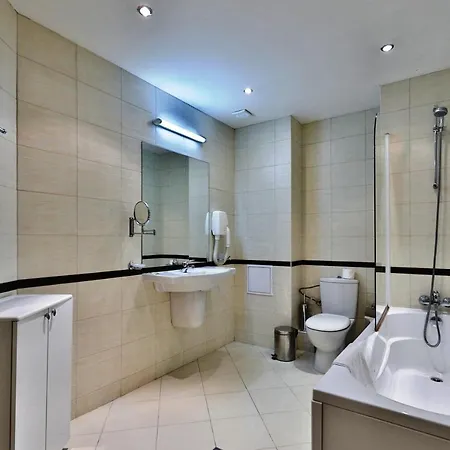 Bellevue Lägenhetshotell 4*