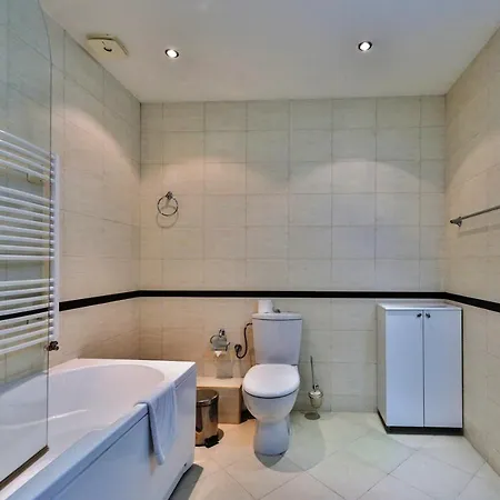 Lägenhetshotell Bellevue 4*