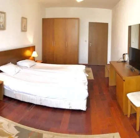Bellevue Aparthotel