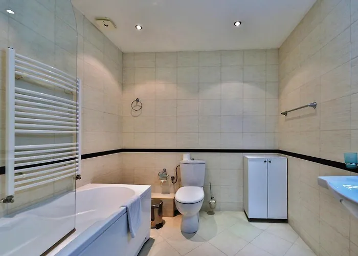 Apartmanhotel Bellevue 4*