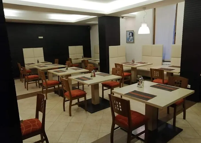 Bellevue Apartmanhotel 4*